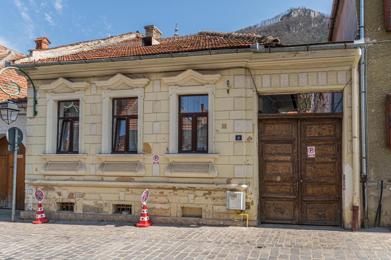 Albert Residence With Complimentary Parking Brasov Exterior photo